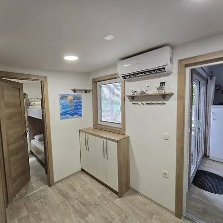 Mobile House - Lux Mobil * Pirovac